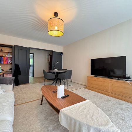 T3 MEUBLE de 79,85m2 – rue Emile Desmet réf 6000 - Photo 3