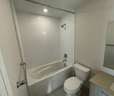 For Lease - 3250 Carding Mill Trail Unit# 433, Oakville, Ontario - Photo 4