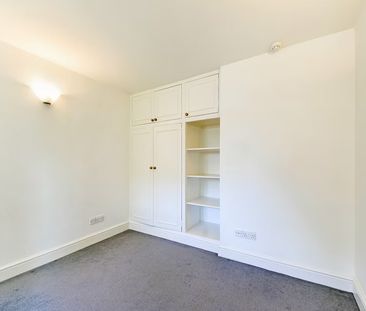 1 bedroom apartment - Photo 3