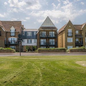 Marine Parade, Tankerton, CT5 2BL, Whitstable - Photo 2