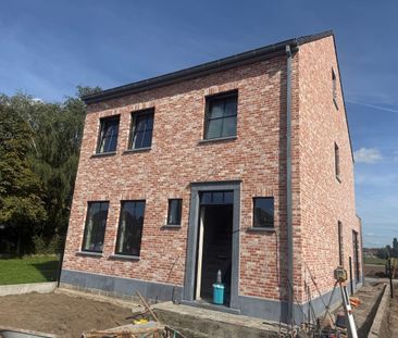 Huis te huur in Destelbergen voor € 1.500 met 4 slaapkamers - Foto 2
