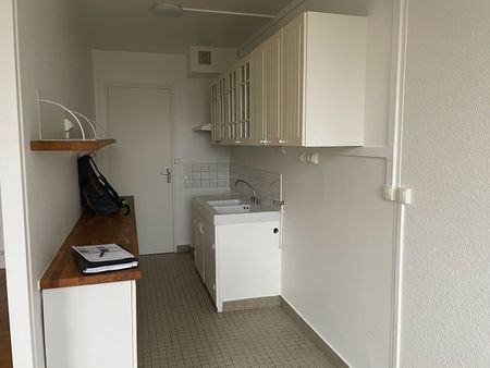 Location Appartement 1 pièce 37m² - Photo 4