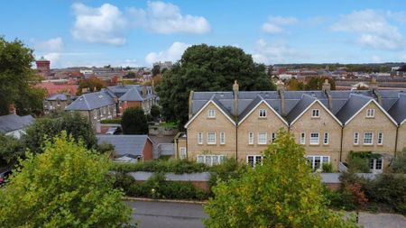 3 bedroom penthouse to rent - Photo 4