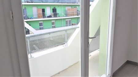 Location Appartement 1 pièce 29m² NIMES 30000 - Photo 4