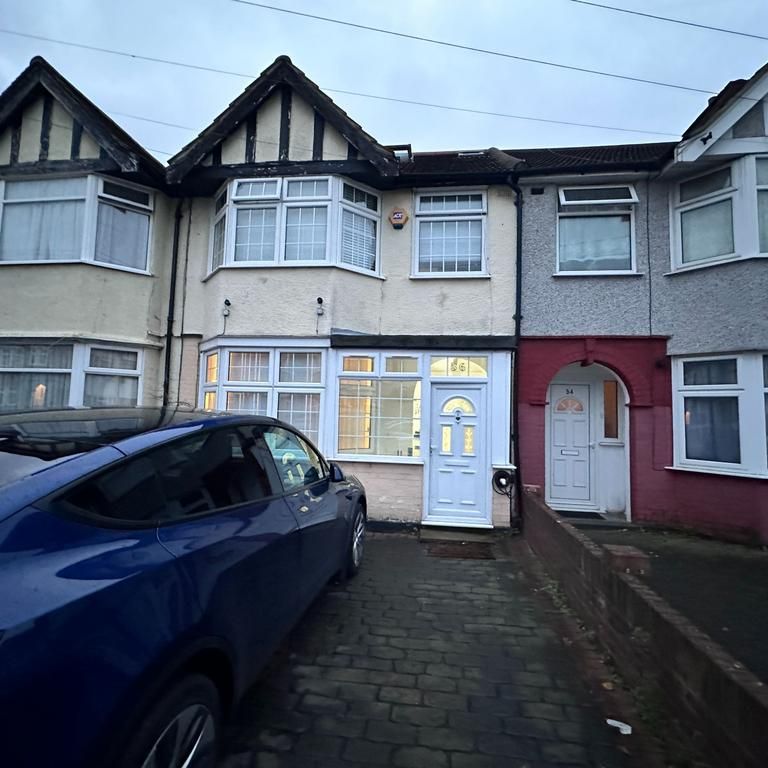 5 bedroom terraced house to rent - Photo 1