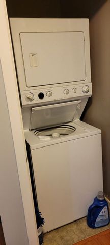 1 Bedroom at Old Yale Heights! - Photo 5