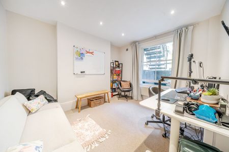 Brussels Road, London, SW11 - Photo 5