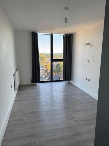 2 bedroom flat to rent - Photo 2