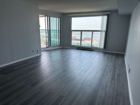 For Lease - 77 Harbour Square Unit# 2211, Toronto, Ontario - Photo 3
