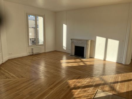 2 PIECES DE 72 M² COURBEVOIE HOTEL DE VILLE - Photo 3