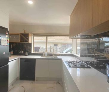 Welcome Home to Your Perfect Retreat in Pukekohe! - Photo 4