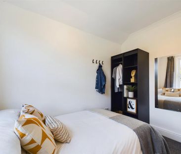 1 bedroom in a house share to rent - Photo 4