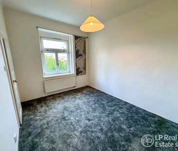 Pronájem bytu 4+1 117 m² - Photo 2