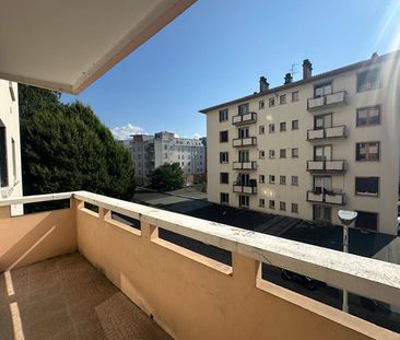 Appartement - 3 pièces - Chambéry - Photo 3