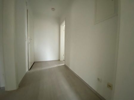 Günstige und kleine 3,5-Zi.-Wohnung im Dachgeschoss - Foto 4