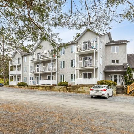 Petit condo/appart studio à Sutton tout inclus location annuelle - Photo 4