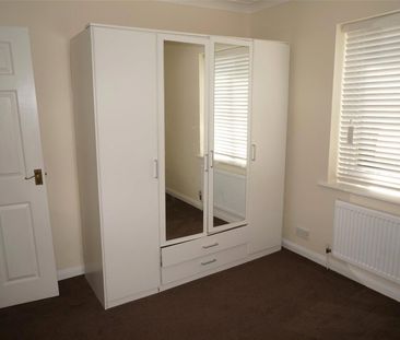 2 bedroom maisonette to rent - Photo 3
