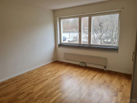 Bussatorpsvägen 23 C - Foto 3