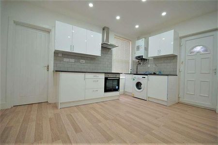 Williamson Avenue, Peterborough, Cambridgeshire, PE3 - Photo 2