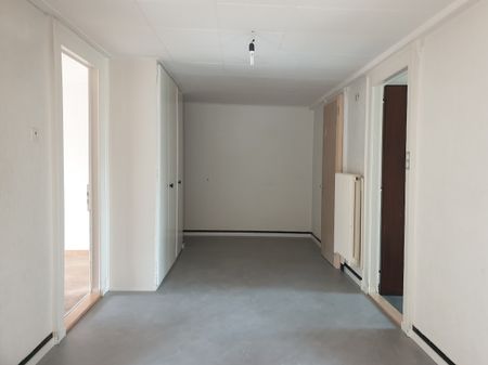 Grand appartement de 4,5 pièces avec ascenseur au centre du village - Photo 5