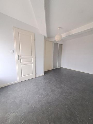 JOLI 2 PIECES QUARTIER DE LA CITADELLE - Photo 4