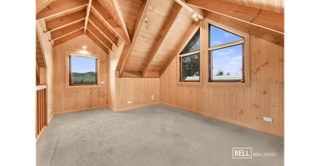 "Storybook" cottage with views and lovely surrounds - Photo 5