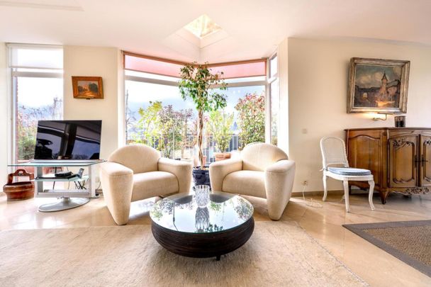 Quartier Roosevelt - Penthouse meublé 2 chambres + Bureau - Photo 1