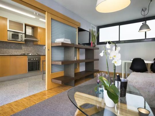 Carrer de Prats de Molló, Barcelona, Catalonia 08021 - Photo 1