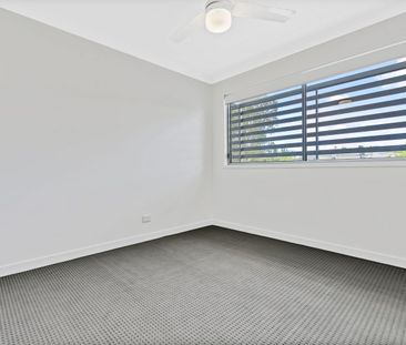 Townhouse in the heart of Brightwater - Photo 3