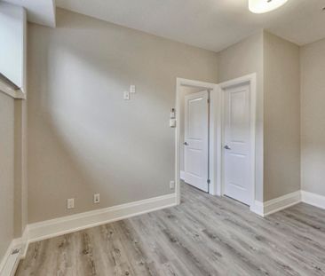 For Lease - 458 Oakwood Avenue Unit# 102, Toronto, Ontario - Photo 2