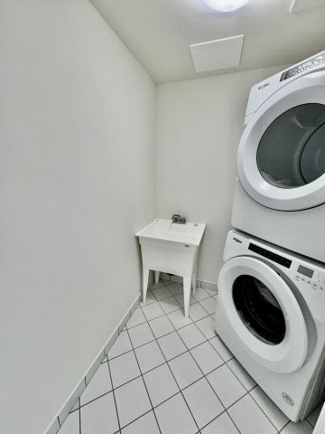 For Lease - 9000 Jane Street Unit# 2021, Vaughan, Ontario - Photo 5