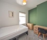 1 bed Room for Rent - Photo 2