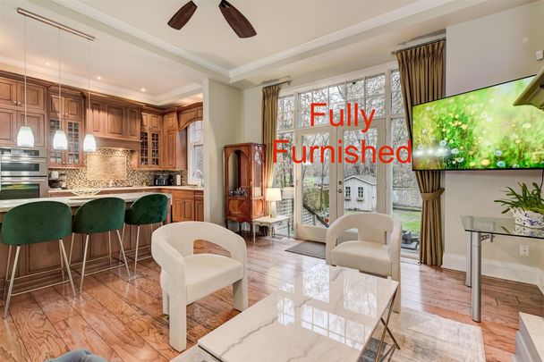 For Lease - 162 Glenvale Boulevard, Toronto, Ontario - Photo 1