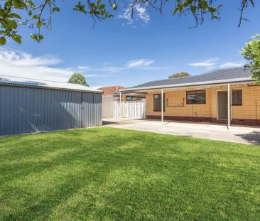 Three Bedrooms with Large Shed - Photo 1