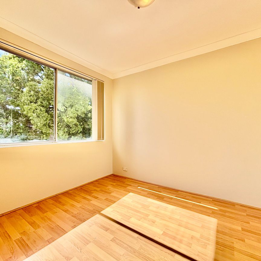 Modern 1-Bedroom Unit in Convenient Location - Photo 1