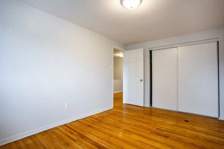 Balmoral Townhomes — Townhouse (3 bedroom) available at Balmoral Drive, Brampton - Photo 5
