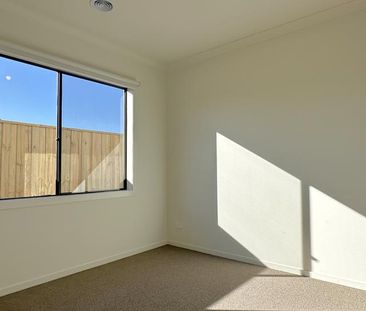 Designed for Comfort! - Photo 6