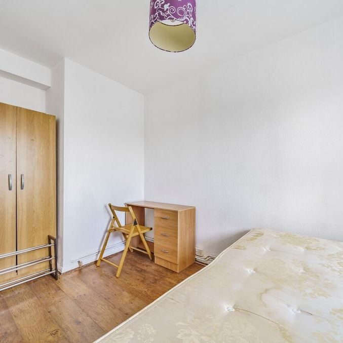 3 bedroom apartment to rent - Photo 1