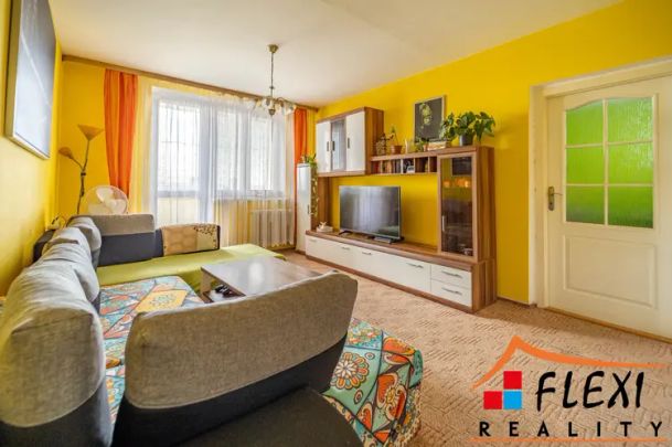 Pronájem prostorného bytu 3+1 s lodžií v druž.vl., 80,67 m - Photo 1