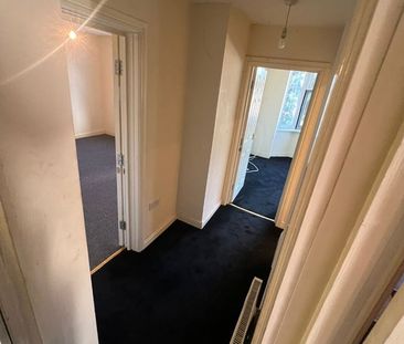 1 Bed Flat, School Lane, CH43 - Photo 1