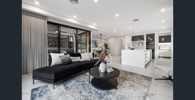 Modern Elegance & Family Comfort in a Prime Glen Waverley Location - Photo 1