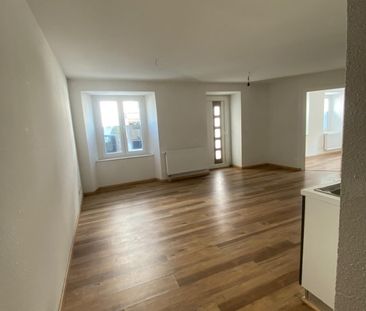 Appartement moderne de 2 pièces à louer à Geneveys-sur-Coffrane - Foto 2