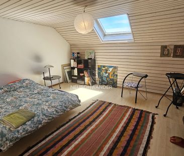 À louer à Delémont appartement de 3.5 pièces chaleureux sous les toits - Photo 4