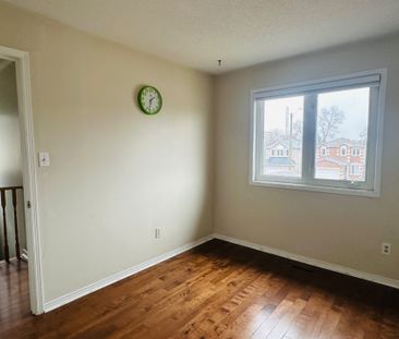 For Lease - 18 Dunsmore Crescent, Richmond Hill, Ontario - Photo 6