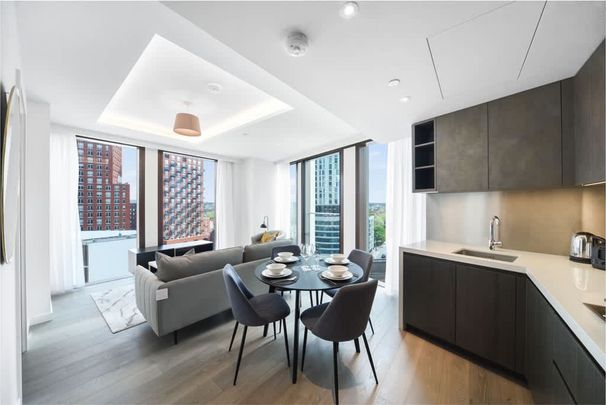 Thames City London SW8 - Photo 1