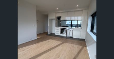 Prime Positioned Property With Ideal Layout & Sweeping Views! - Photo 4