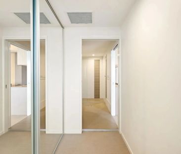 Stylish Apartment Living in Circa Three - Photo 3