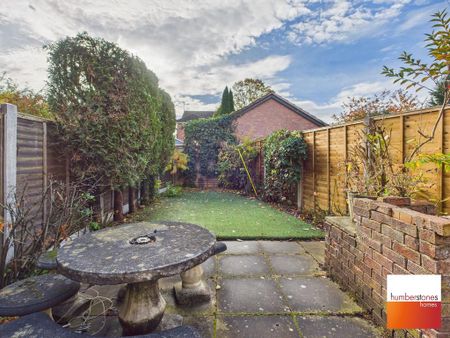 2 bedroom end of terrace house to rent - Photo 3