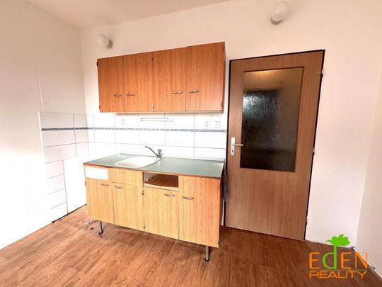 Pronájem bytu 1+kk 20 m2 - Photo 1