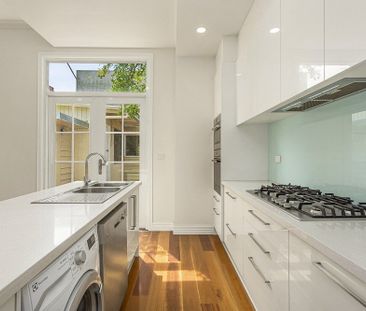 Picture Perfect - Photo 1